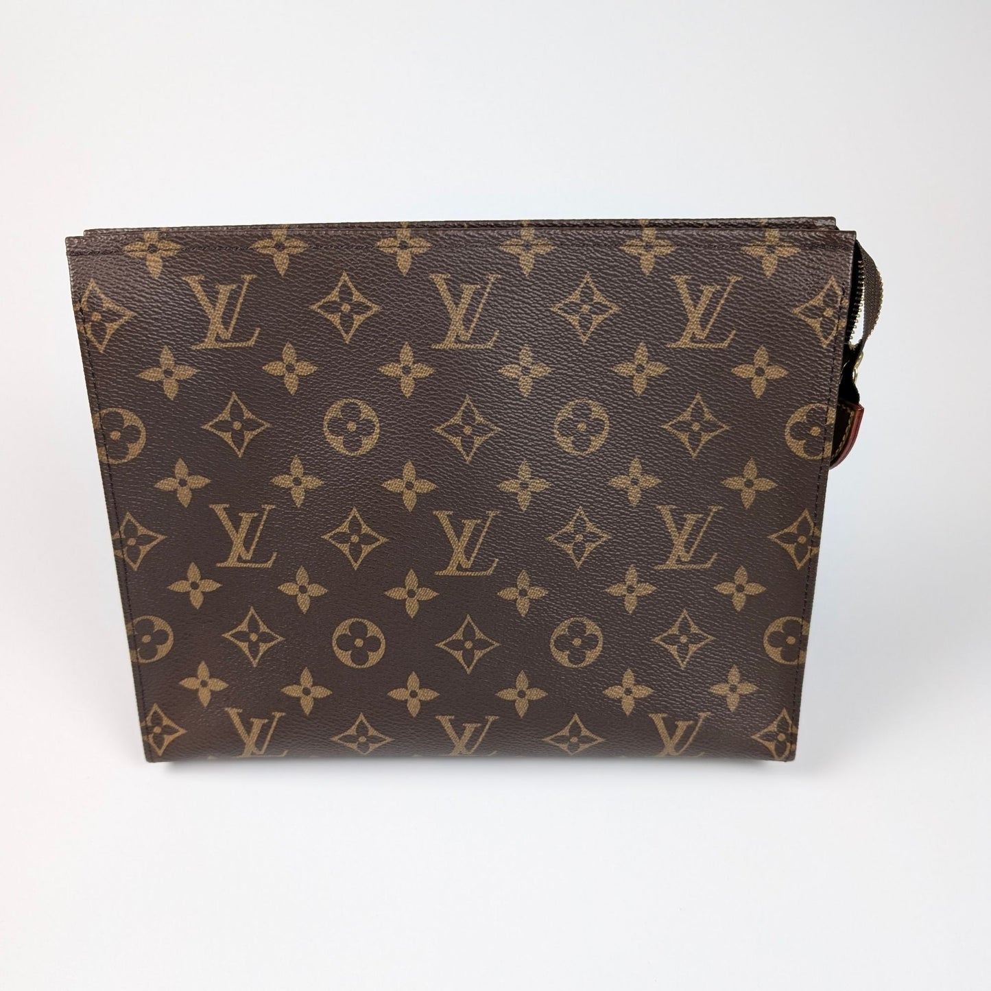Louis Vuitton Trousse Toilette 26