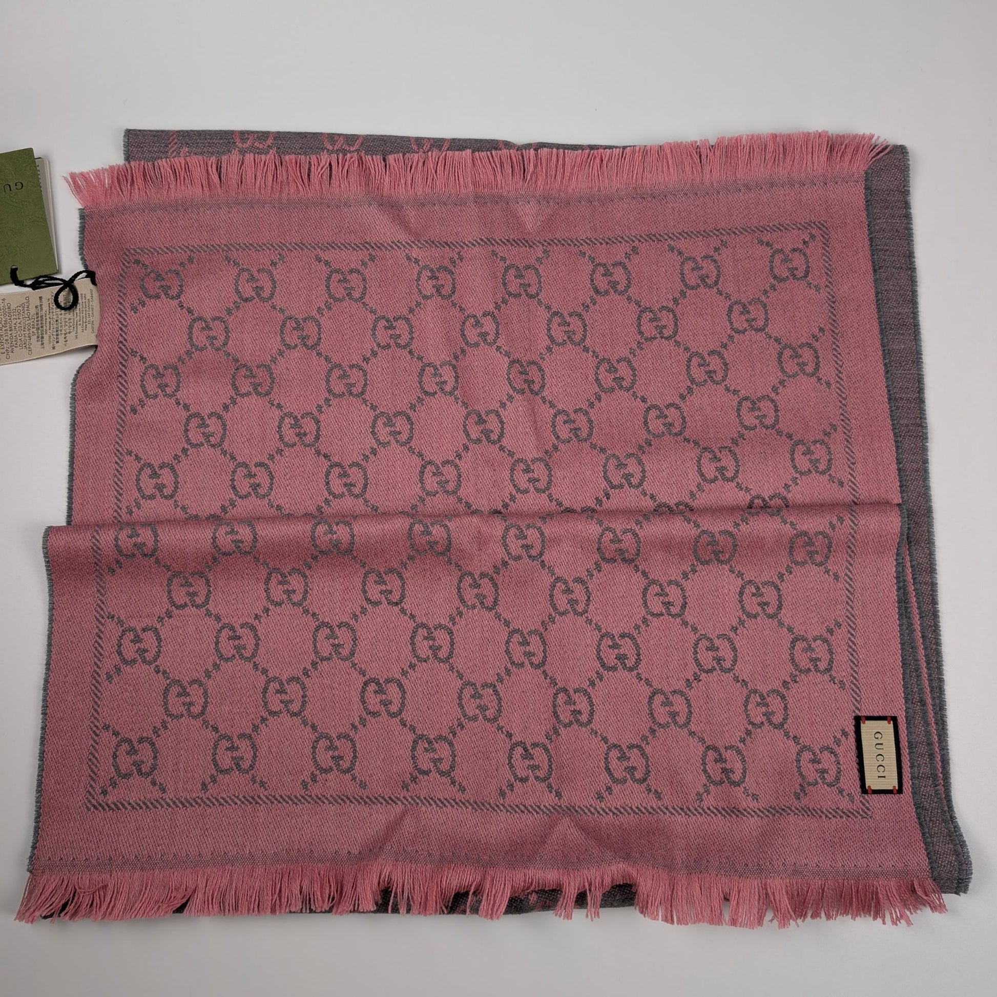 gucci-sciarpa-lana-gg-rosa-grafite