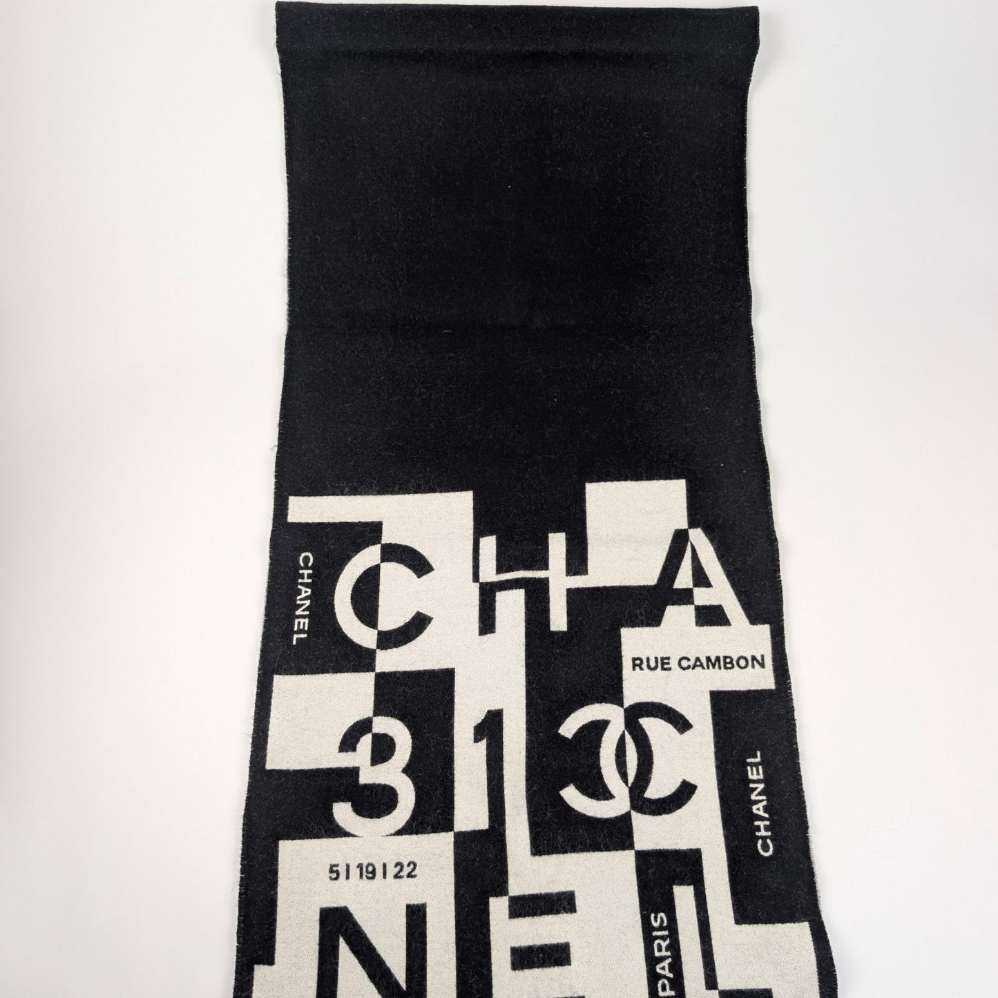 chanel-sciarpa-cashmere-motivo-31