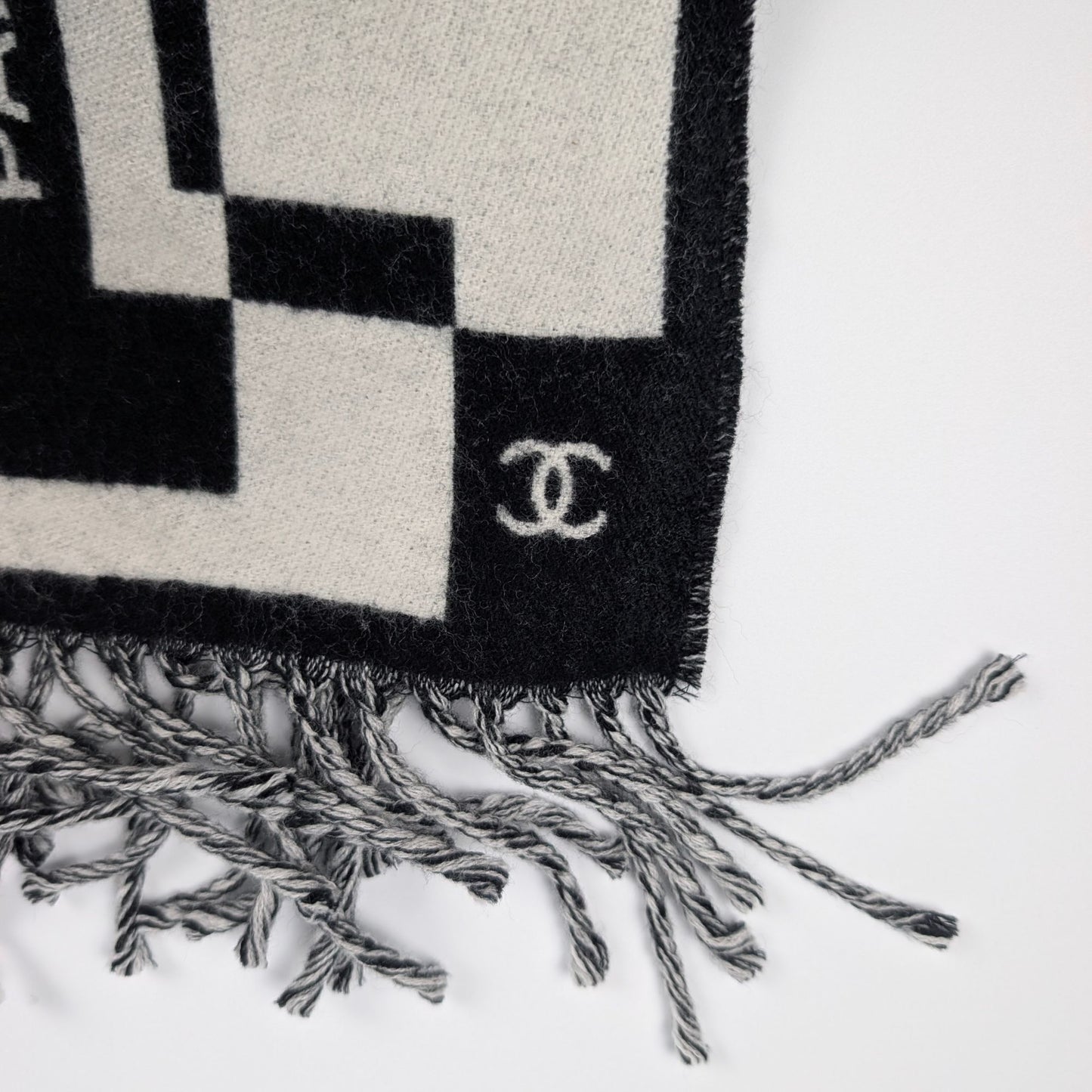 chanel-sciarpa-cashmere-motivo-31